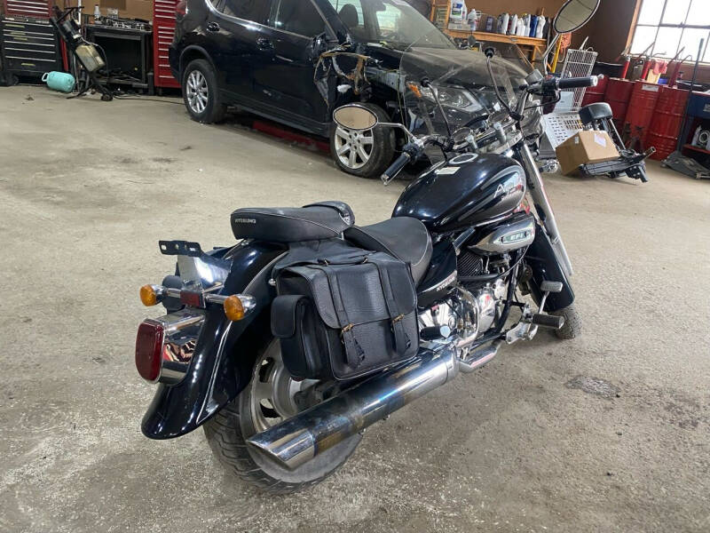 2012 Hyosing Aguila
