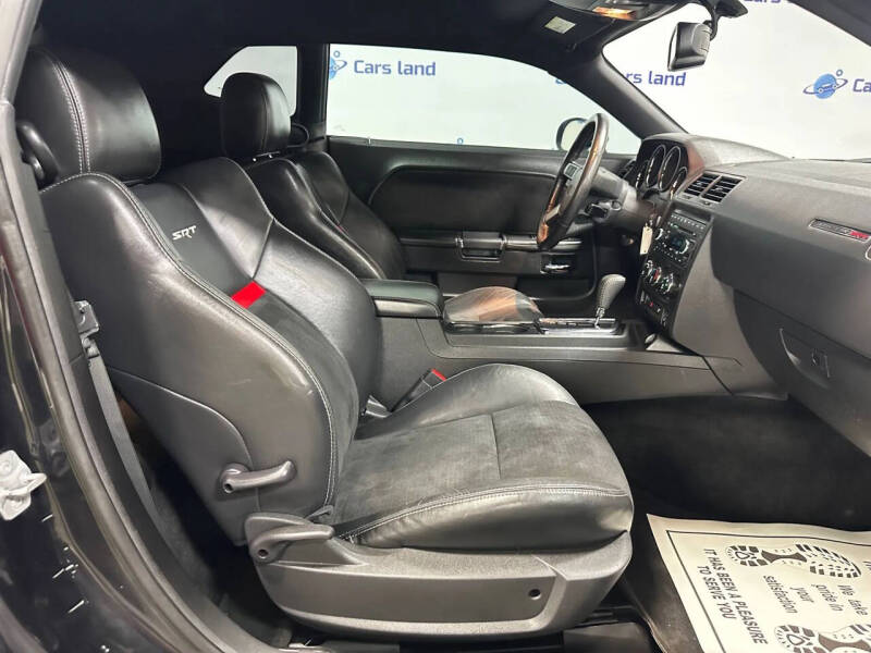 2009 Dodge Challenger SRT8