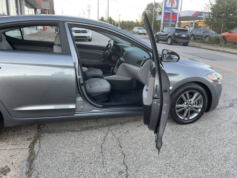 2018 Hyundai Elantra