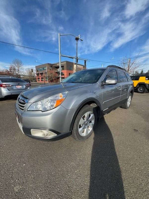 2011 Subaru Outback I Limited's photo