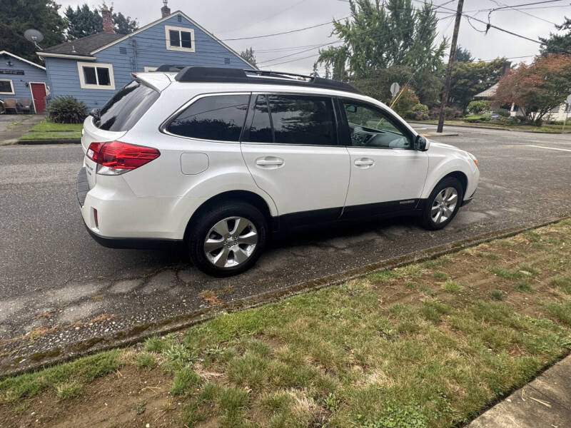 2011 Subaru Outback 3.6R Limited