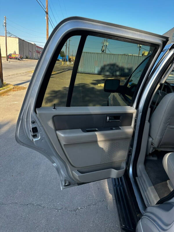 2010 Ford Expedition XLT