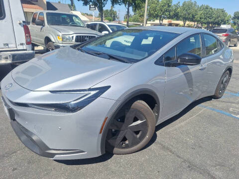 2024 Toyota Prius LE