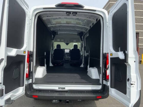 2025 Ford Transit 250