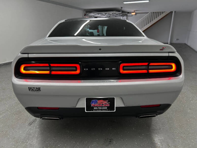 2021 Dodge Challenger SXT