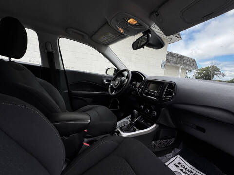 2018 Jeep Compass Sport