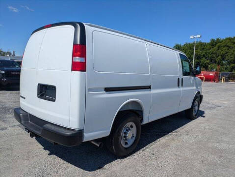 2026 Chevrolet Express 2500