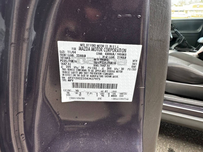 2005 Mazda Tribute i