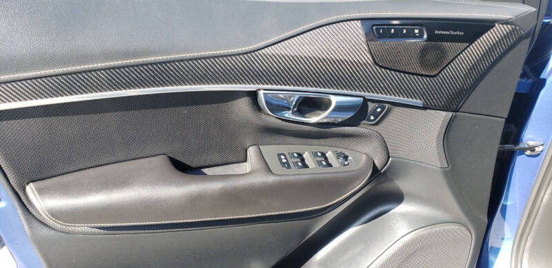 2019 Volvo XC90 T6 R-Design