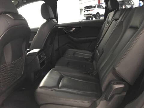 2022 Audi Q7 quattro Premium Plus 45 TFSI