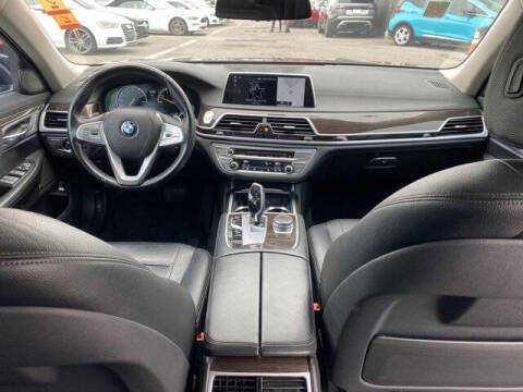 2019 BMW 7 Series 740i