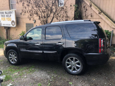 2007 GMC Yukon for sale at Compact Cars of Pittsburgh in Pittsburgh PA