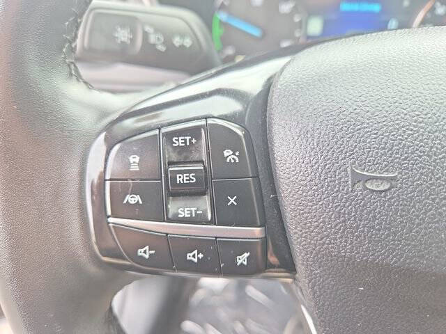 2021 Ford Escape Hybrid SE