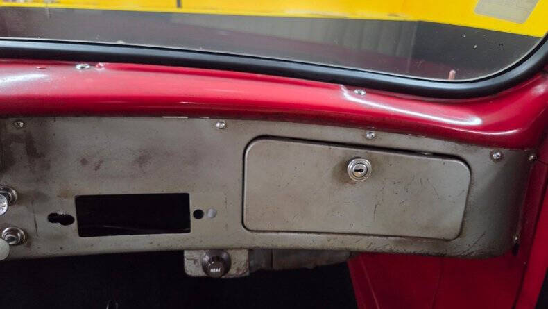 1953 International L-120 Series