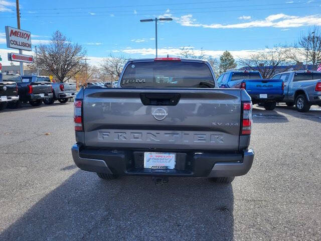 2023 Nissan Frontier SV