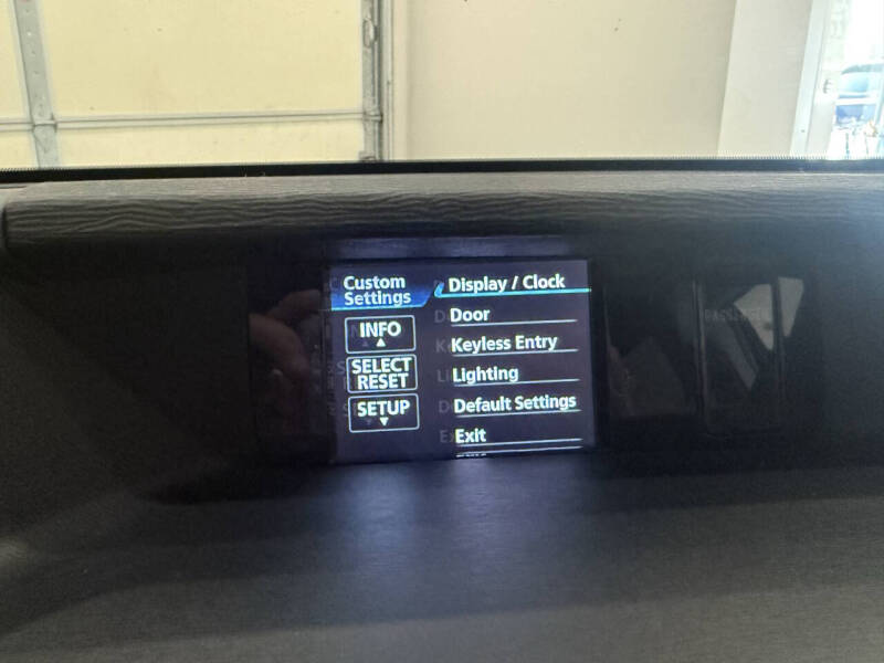 2014 Toyota Sienna LE 7-Passenger