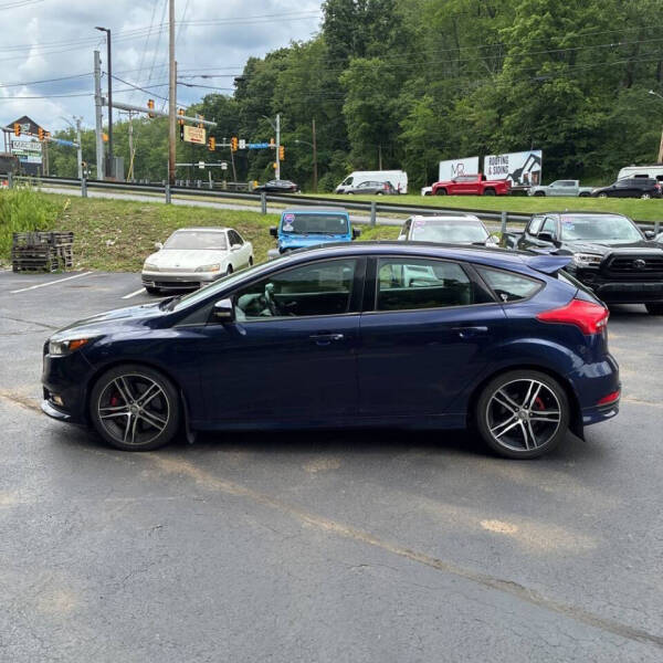 2017 Ford Focus ST