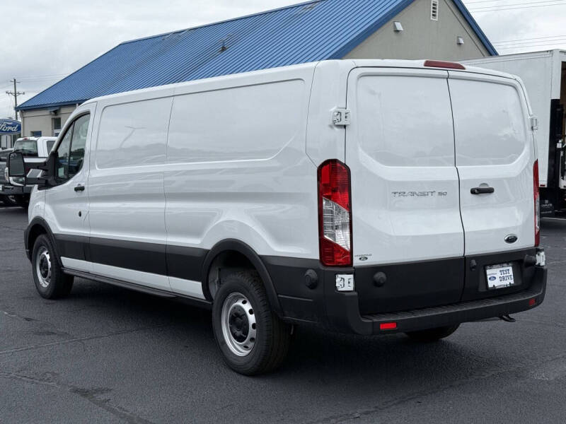 2025 Ford Transit