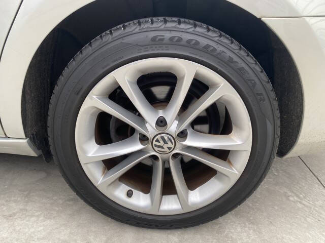 2010 Volkswagen CC Luxury