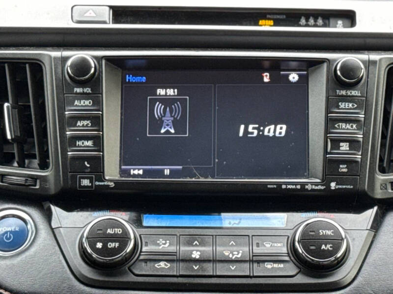 2018 Toyota RAV4 Hybrid SE