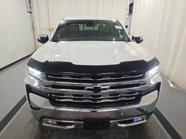 Used 2022 Chevrolet Silverado 1500 Limited LTZ with VIN 3GCUYGETXNG205091 for sale in Maysville, KY
