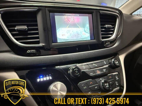 2020 Chrysler Pacifica Touring L