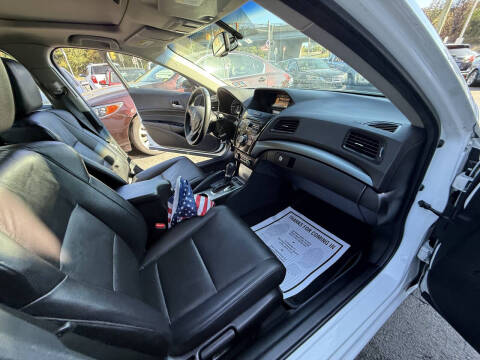 2013 Acura ILX 2.0L w/Premium