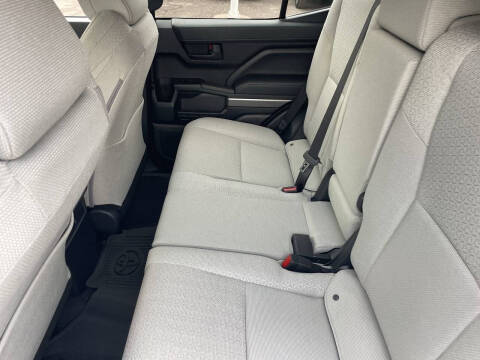 2026 Toyota 4Runner SR5