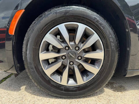 2021 Chrysler Pacifica Touring L