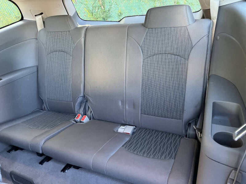 2017 Chevrolet Traverse LS