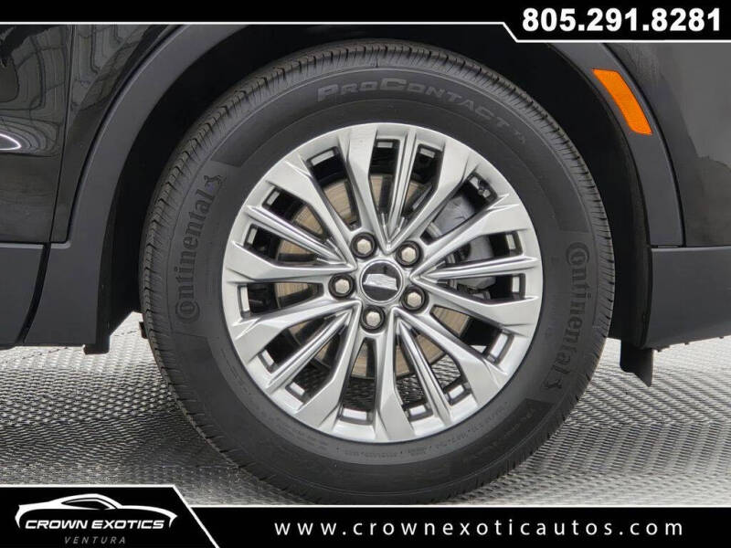 2025 Cadillac XT4 Premium Luxury