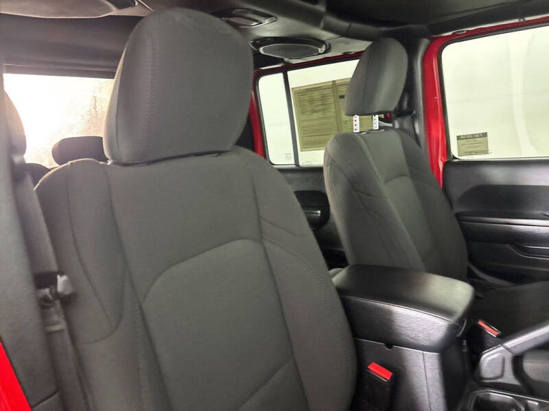 2021 Jeep Gladiator Sport