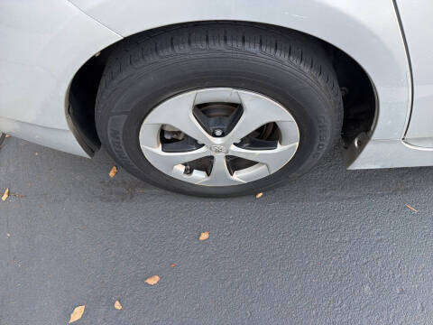 2013 Toyota Prius Three