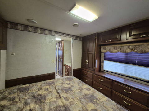 2002 Newmar Dutch Star 3852