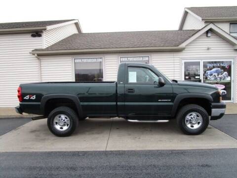 2005 Chevrolet Silverado 2500HD for sale at Portage Car & Truck Sales Inc. in Akron OH