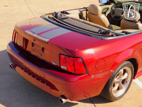 2004 Ford Mustang GT Deluxe