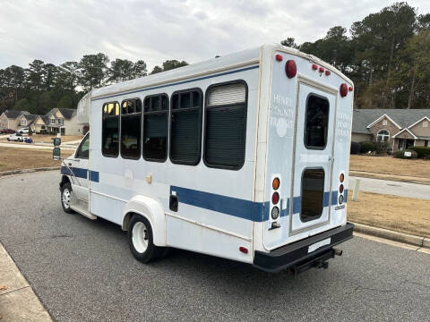 2002 Ford E-Series E-350 SD