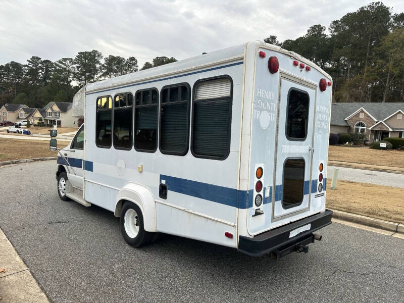 2002 Ford E-Series E-350 SD