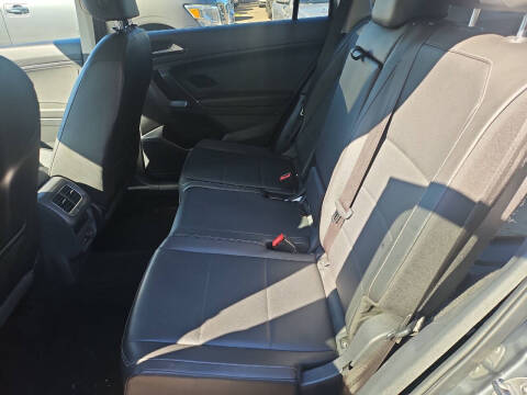 2018 Volkswagen Tiguan 2.0T SEL 4Motion