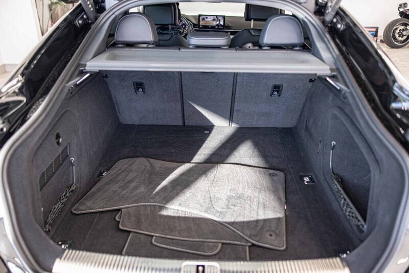 2024 Audi A5 Sportback quattro S line Prestige 45 TFSI