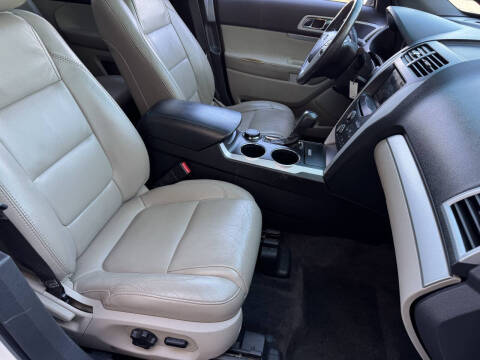 2011 Ford Explorer XLT