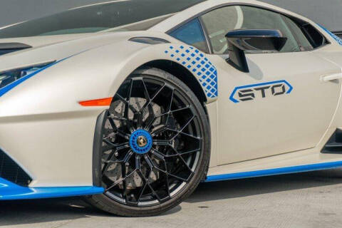 2022 Lamborghini Huracan STO