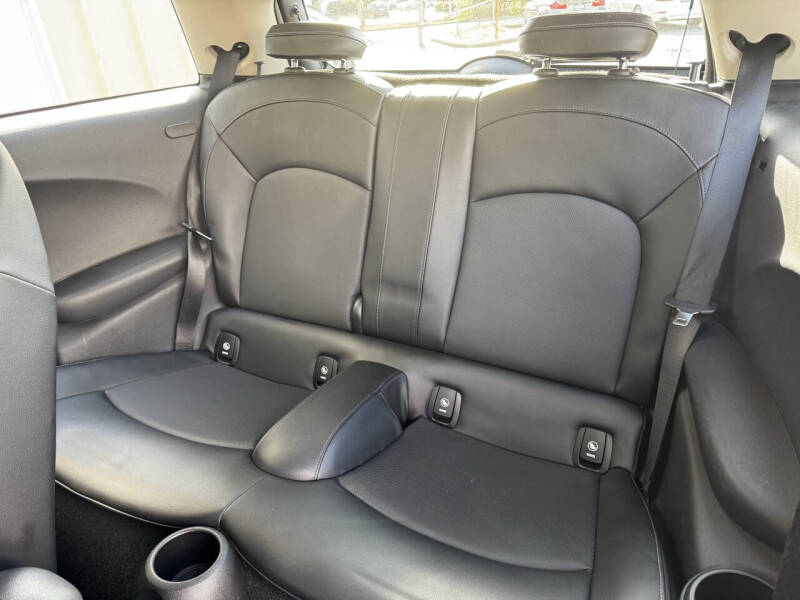 2016 MINI Hardtop 2 Door Cooper