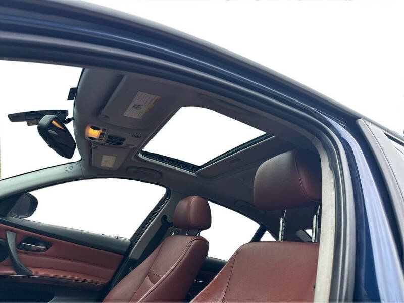 2011 BMW 3 Series 328i xDrive