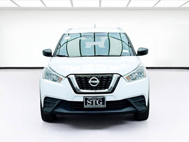 2019 Nissan Kicks S