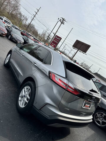 2022 Ford Edge SEL