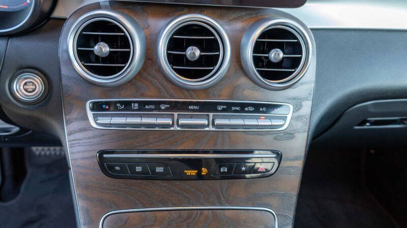 2020 Mercedes-Benz GLC GLC 300