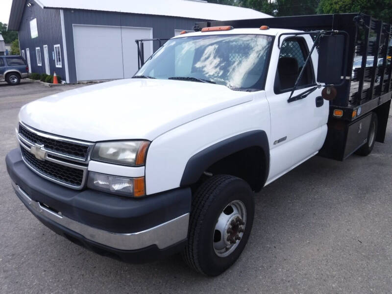 2006 Chevrolet Silverado 3500 for sale at J & K Auto in Saint Bonifacius MN