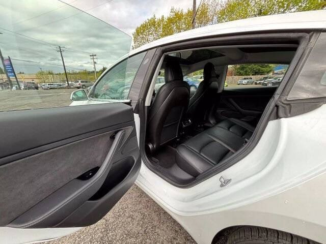 2018 Tesla Model 3 Mid Range