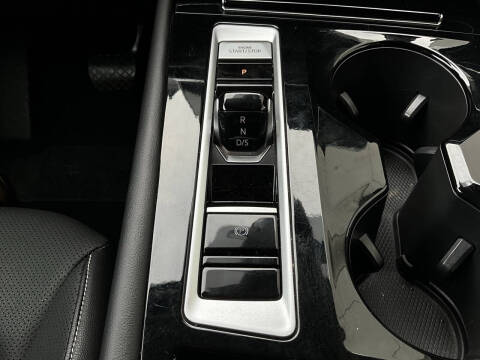 2025 Volkswagen Atlas SE 4Motion